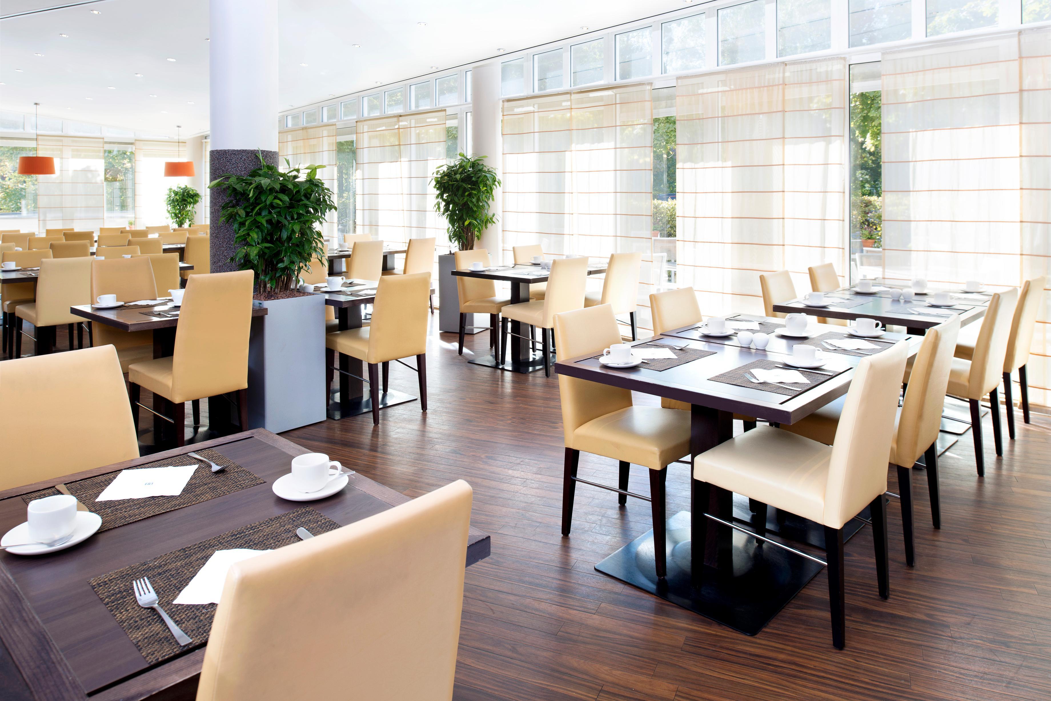 Nh Berlin Potsdam Conference Center Hotel ไคลน์มัคโนว ภายนอก รูปภาพ