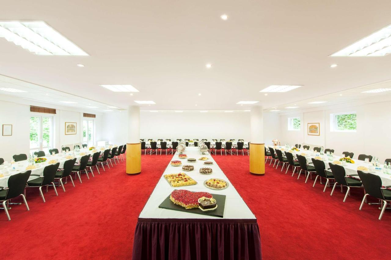 Nh Berlin Potsdam Conference Center Hotel ไคลน์มัคโนว ภายนอก รูปภาพ