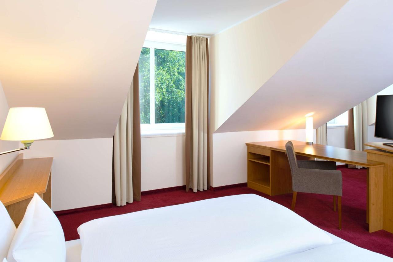 Nh Berlin Potsdam Conference Center Hotel ไคลน์มัคโนว ภายนอก รูปภาพ