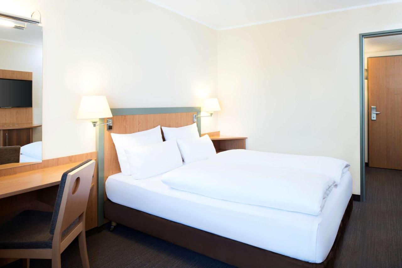 Nh Berlin Potsdam Conference Center Hotel ไคลน์มัคโนว ภายนอก รูปภาพ
